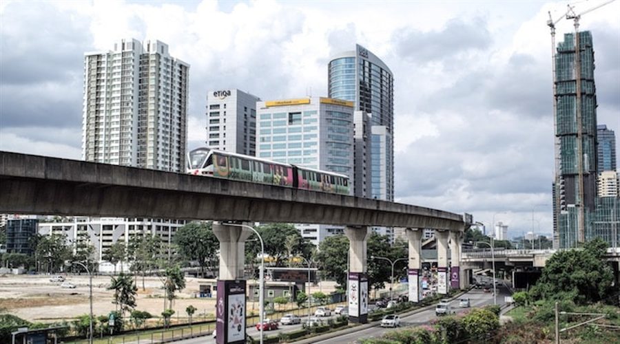 港南区全面推行“个转企”一件事服务