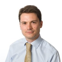 高盛首席策略师发出警告：美国股市可能低估关税影响，建议跨市场投资